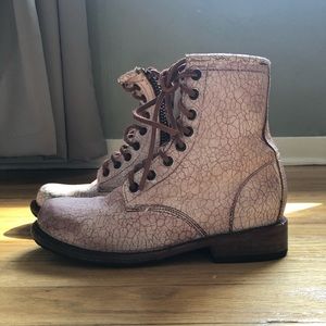 Freebird Manchester boots